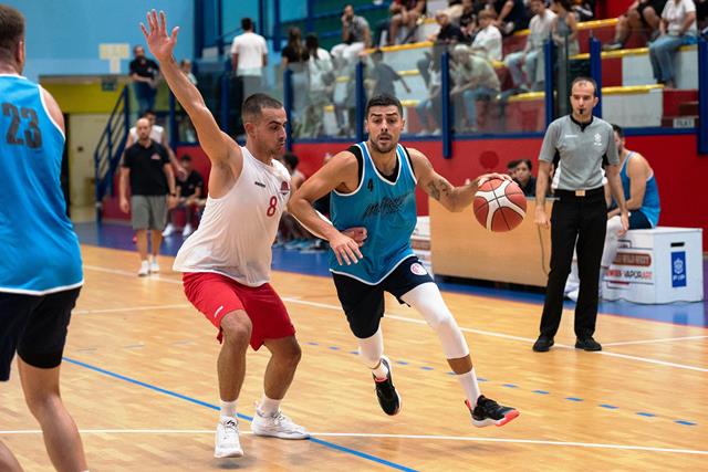 IL QUADRANGOLARE DI BASKET INTITOLATO ALLA MEMORIA DI FRANCESCO VALENTE SE LO AGGIUDICA LA PAVIMARO MOLFETTA