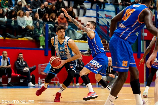 LA DAI OPTICAL VIRTUS BASKET MOLFETTA OSPITA AL PALAPOLI LA LDR POWER BASKET SALERNO PER LA 9 GIORNATA DI RITORNO DEL CAMPIONATO DI SERIE B INTERREGIONALE