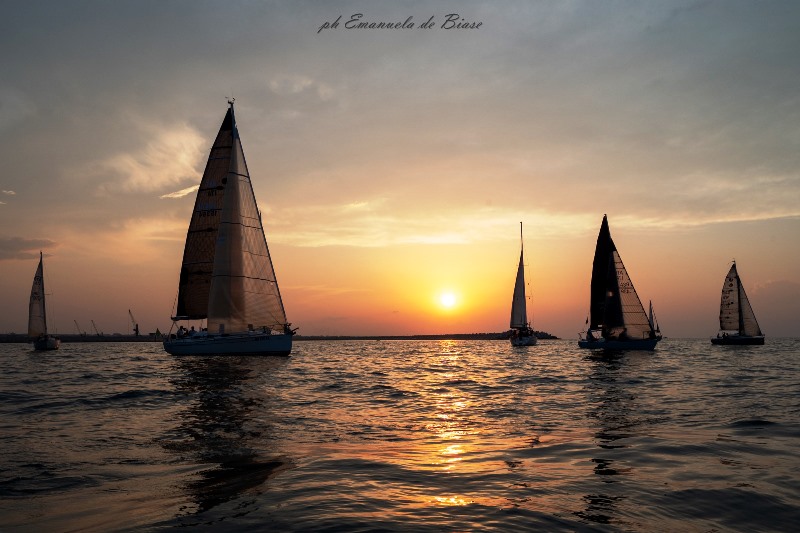 SI  TENUTA VENERD 26 LUGLIO, PRESSO LA SEDE SOCIALE DEL CIRCOLO NAUTICO IPPOCAMPO, LA PREMIAZIONE DELLE REGATE LA SUPER LUNA E CAZZA & LASCA