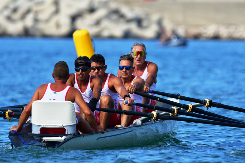 ESPERIENZA ENTUSIASMANTE PER LA VOGATORI MOLFETTA 1999 CHE HA PARTECIPATO AL CAMPIONATO ITALIANO BEACH SPRINT FIC DI PESCARA