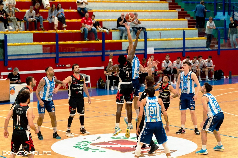 PASSO FALSO DELLA DAI OPTICAL VIRTUS BASKET MOLFETTA CHE SI ARRENDE ALLA TECNOLEVA ADRIA BARI