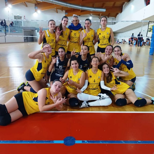 ESORDIO POSITIVO PER LASDAM PEGASO 93 MOLFETTA NEL CAMPIONATO DI SERIE D. LE RAGAZZE DI MISTER CARBONARA VINCONO PER 0-3 A TERLIZZI