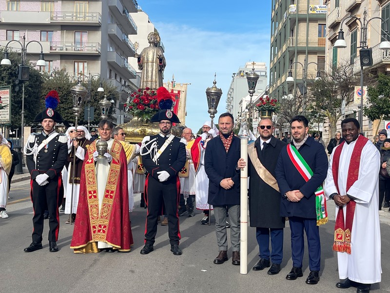 PROPAGGINI, AL VIA IL CARNEVALE DI PUTIGNANO N. 631