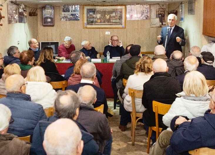 LA SOCIET OPERAIA DI MUTUO SOCCORSO DEDICA UNA SERATA AL TRAGICO EPISODIO DI CRONACA DEL 1978, LASSASSINIO DI ALDO MORO, CON LINTERVENTO DELLON. GERO GRASSI