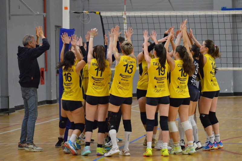 BIG MATCH TRA CARBONARA VOLLEY E ASDAM PEGASO 93 MOLFETTA NELLA TERZA GIORNATA DEI PLAY OFF DI SERIE D DI PALLAVOLO FEMMINILE