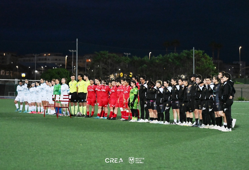 CON IL TRIANGOLARE DI CALCIO DONNE IN RETE  UNITE DA UN FILO ROSSO UN MOMENTO DI RIFLESSIONE E SENSIBILIZZAZIONE SUL TEMA DELLA VIOLENZA CONTRO LE DONNE