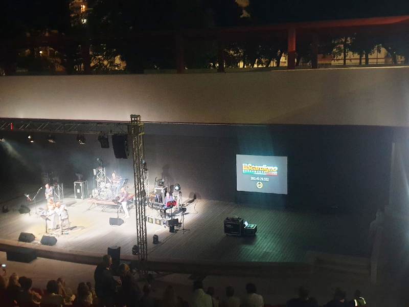 LA GRANDE PARTECIPAZIONE DI PUBBLICO ALLANFITEATRO DI PONENTE DECRETA IL SUCCESSO DELLA XXI EDIZIONE DI MOLFETTA IN MUSICA 2025