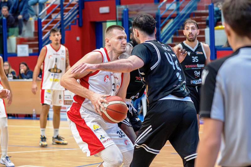 TORNARE A FARE PUNTI, LOBIETTIVO DELLA CLEAN UP MOLFETTA CHE DOMENICA SERA OSPITA AL PALAPOLI LA ITAL BIO ENERGY MONTERONI