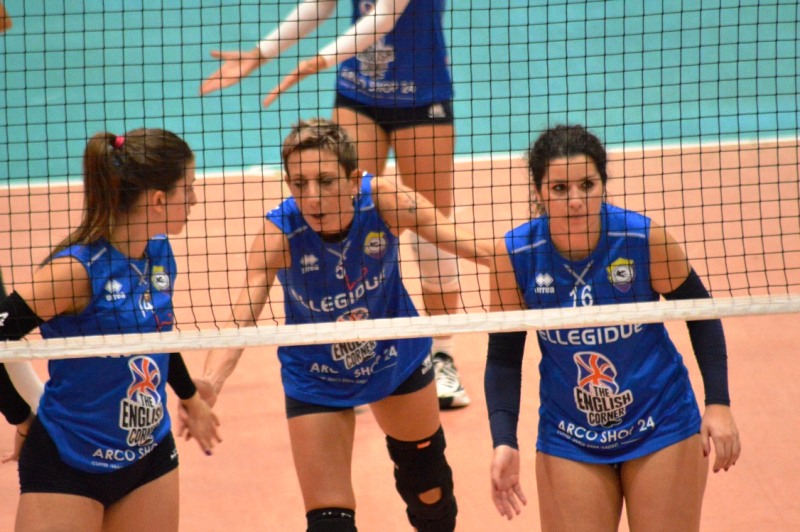 IMPEGNO DIFFICILE PER LASDAM PEGASO 93 MOLFETTA CHE OSPITA AL PALAFIORENTINI LA CAPOLISTA LAVINIA GROUP TRANI