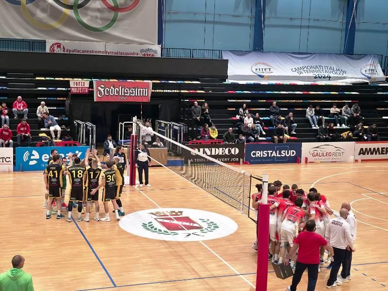 PROSEGUE LA CORSA INARRESTABILE DELLINDECO MOLFETTA CHE SABATO SERA AL PALAPOLI TRAVOLGE IL VALDIANO PER 3-0