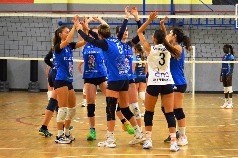 DOPO IL TURNO DI RIPOSO TORNA IN CAMPO LASDAM PEGASO 93 MOLFETTA. AL PALAFIORENTINI OSPITA LASD POLISPORTIVA RAINBOW SPORT VALENZANO