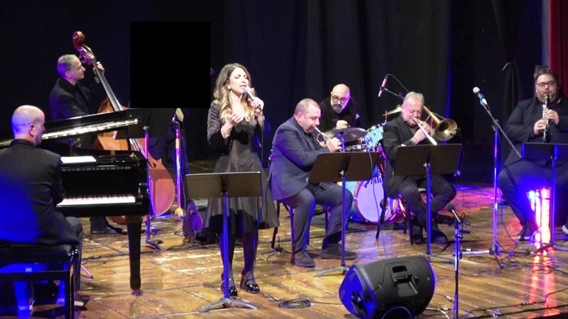 �MILLE LIRE AL MESE�: A SPAZIOLEARTI LO SWING ITALIANO RIVIVE CON MINO LACIRIGNOLA 7TET