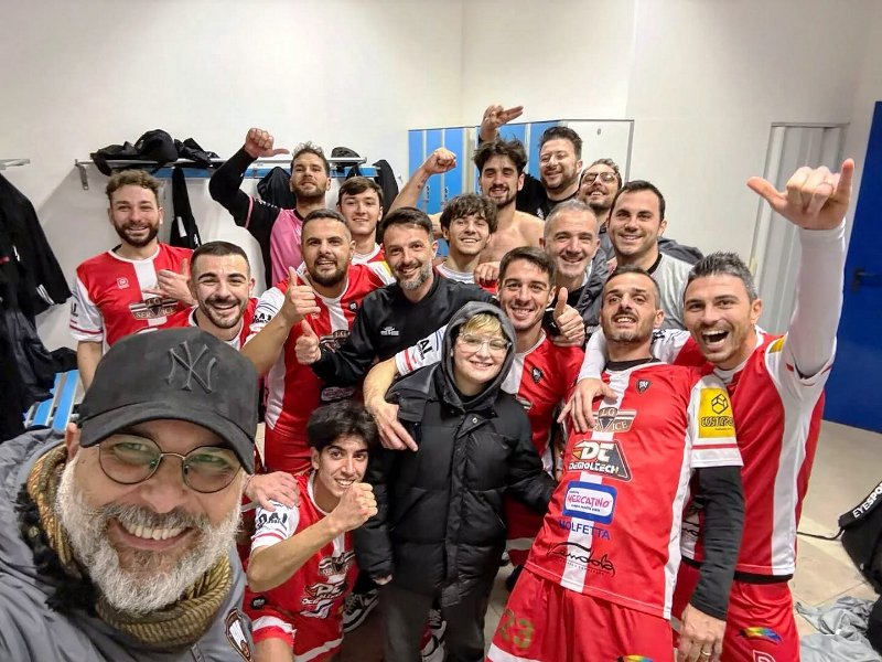 NELL�ANTICIPO DELLA 17ESIMA GIORNATA DEL CAMPIONATO DI CALCIO A 5 SERIE C1 IL REAL MOLFETTA SI IMPONE IN TRASFERTA CONTRO IL SAN FERDINANDO PER 3-6