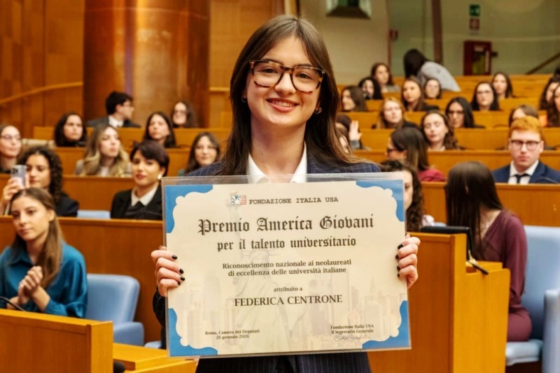 LA MOLFETTESE FEDERICA CENTRONE TRA I MILLE TALENTI PREMIATI ALLA CAMERA DEI DEPUTATI CON IL �PREMIO AMERICA GIOVANI�