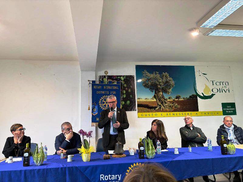 ROTARY CLUB MOLFETTA IN TOUR TRA ECCELLENZE LOCALI: OLIO E CICORIA PUNTARELLE