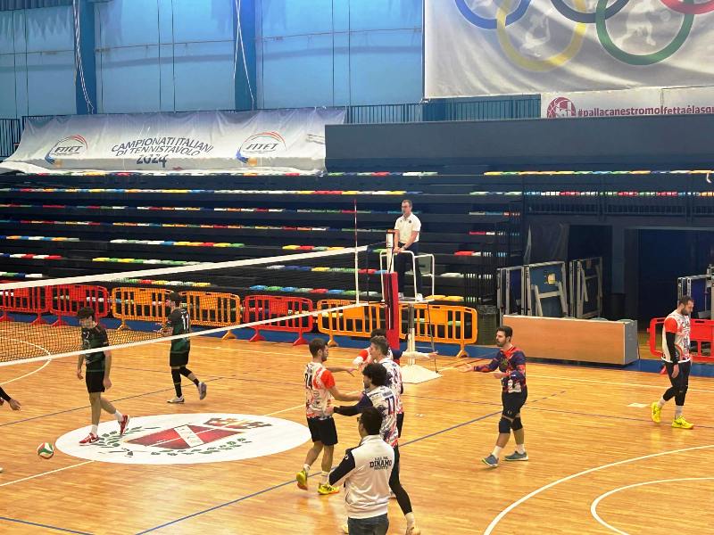 DINAMO MOLFETTA DI SCENA AL PALACHICOLI DI TERLIZZI: SCONTRO SALVEZZA CONTRO VOLLEY ACADEMY SGR