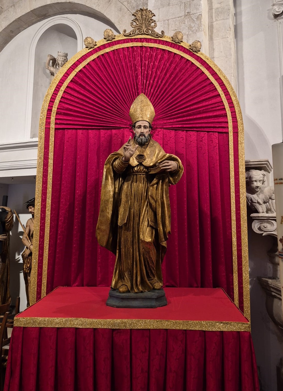 TRA STORIA E DEVOZIONE: A SANTO STEFANO ESPOSTA LA STATUA DI SAN LIBORIO