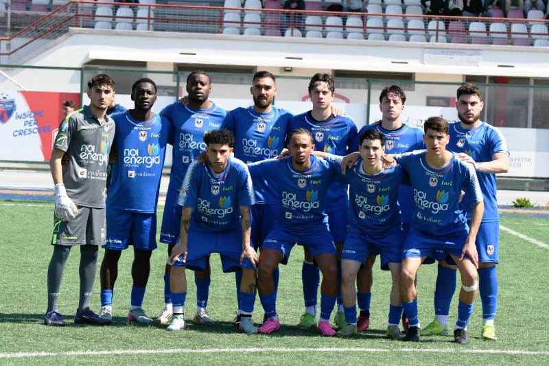 VITTORIA SOFFERTA MA PREZIOSA PER LA MOLFETTA CALCIO, CHE SUPERA L�ATLETICO APRICENA 3-2