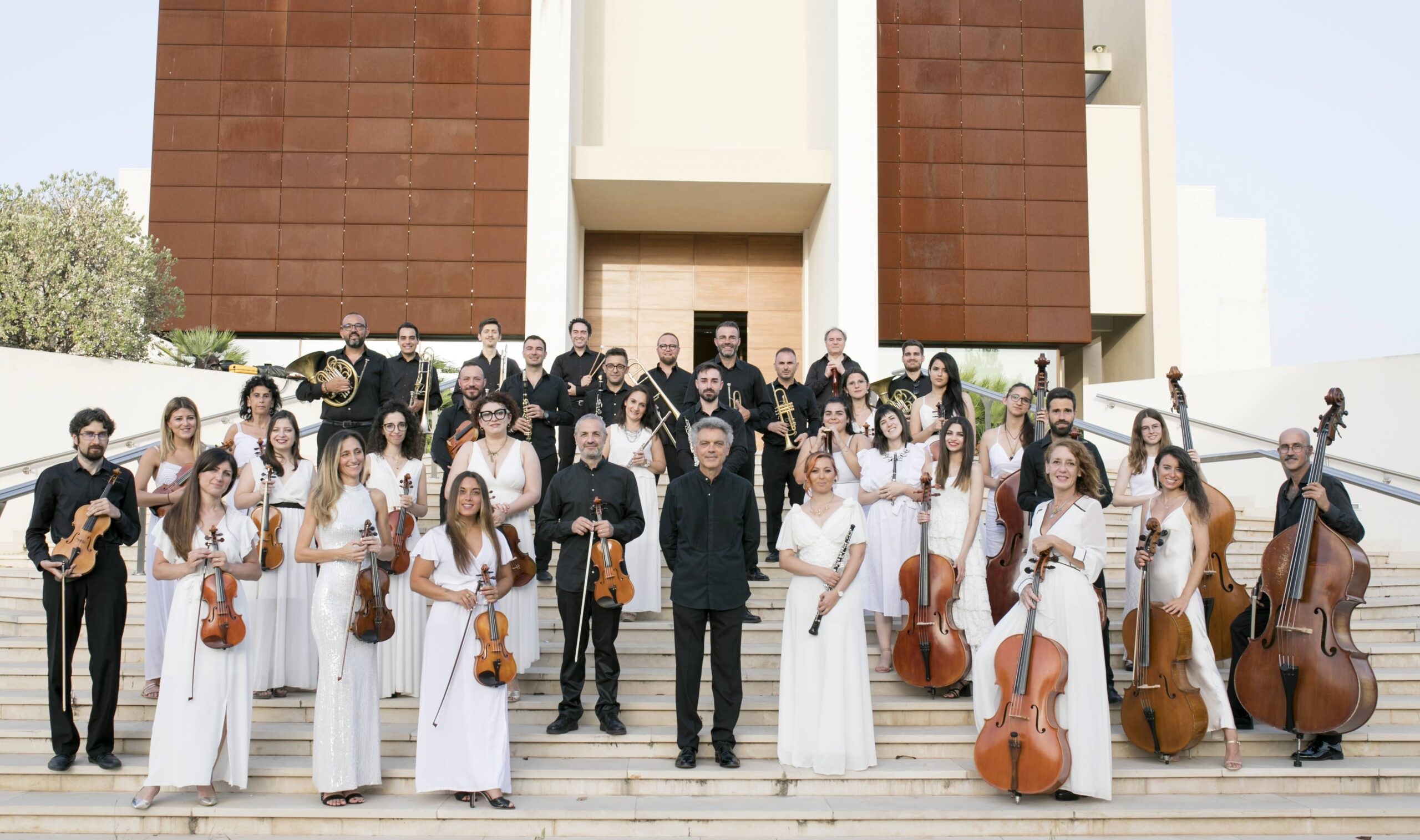 MORRICONE EXPERIENCE A MOLFETTA: LA GRANDE MUSICA DA FILM RISUONA NELLA CATTEDRALE, UN OMAGGIO AL MAESTRO NELLA RASSEGNA �SPIRALE ARMONICA�
