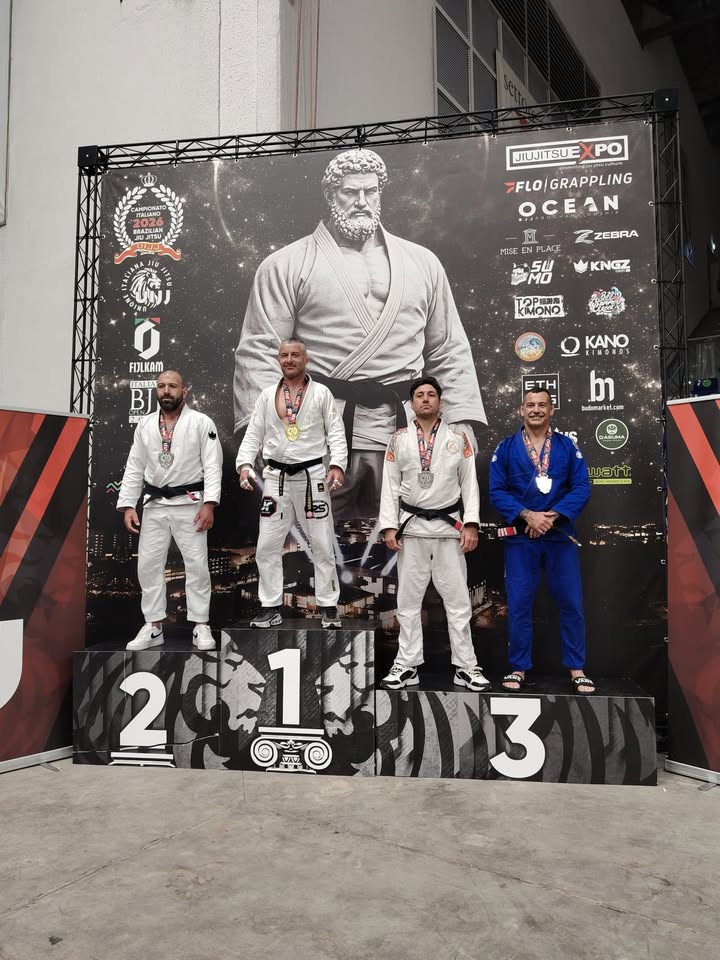IL JIU ACADEMY PROTAGONISTA A LIDO DI JESOLO: 2 ORI, 2 ARGENTI E UN BRONZO AL CAMPIONATO ITALIANO BRAZILIAN JIU JITSU