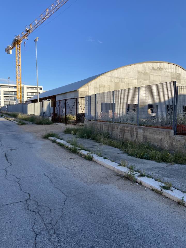 PALAZZETTO DELLO SPORT NELL'AREA EX PATTINODROMO, TUTTO FERMO