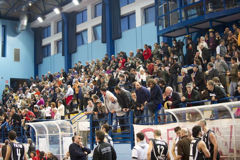 INIZIA IL CAMPIONATO DI PROMOZIONE DI BASKET PER LA VIRTUS MOLFETTA: LA NOSTRA FORZA SAR IL GRUPPO... E IL PUBBLICO