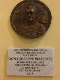 UN ROSONE DI FRANCO VALENTE PER DON GIUSEPPE PIACENTE