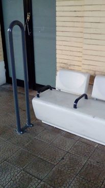 NUOVE PANCHINE ALLA STAZIONE FERROVIARIA DI MOLFETTA