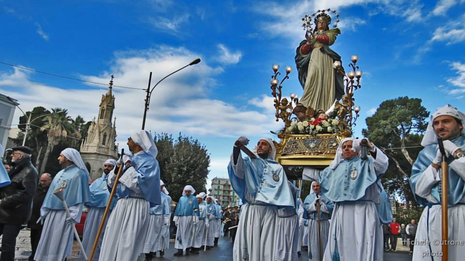 AUGURI ALLA CONFRATERNITA DELLIMMACOLATA CONCEZIONE. IL 26 MAGGIO HA FESTEGGIATO IL 403 ANNIVERSARIO DALLA FONDAZIONE