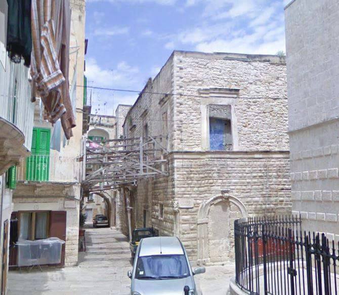 ULTIMATI I LAVORI PER RISISTEMARE PALAZZO TATTOLI NEL CENTRO STORICO DI MOLFETTA