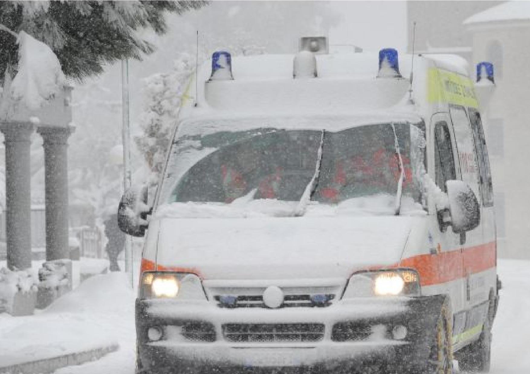 OLTRE LA NEVE, FIUMI DI PAROLE TRA I MOLFETTESI IN QUESTE ORE DI DISAGIO. CONTANO PER I FATTI SER, MISERICORDIA, FARMACIA, COMITATI DI QUARTIERE....