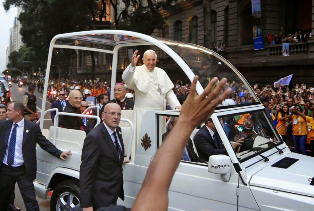 IL GRANDE GIORNO E' ARRIVATO: PAPA FRANCESCO A MOLFETTA