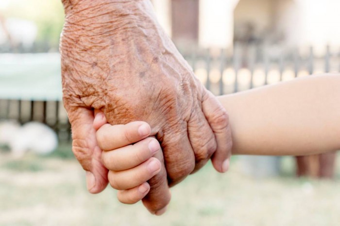 DUE OTTOBRE : LA FESTA DEI NONNI SENZA INIZIATIVE A MOLFETTA