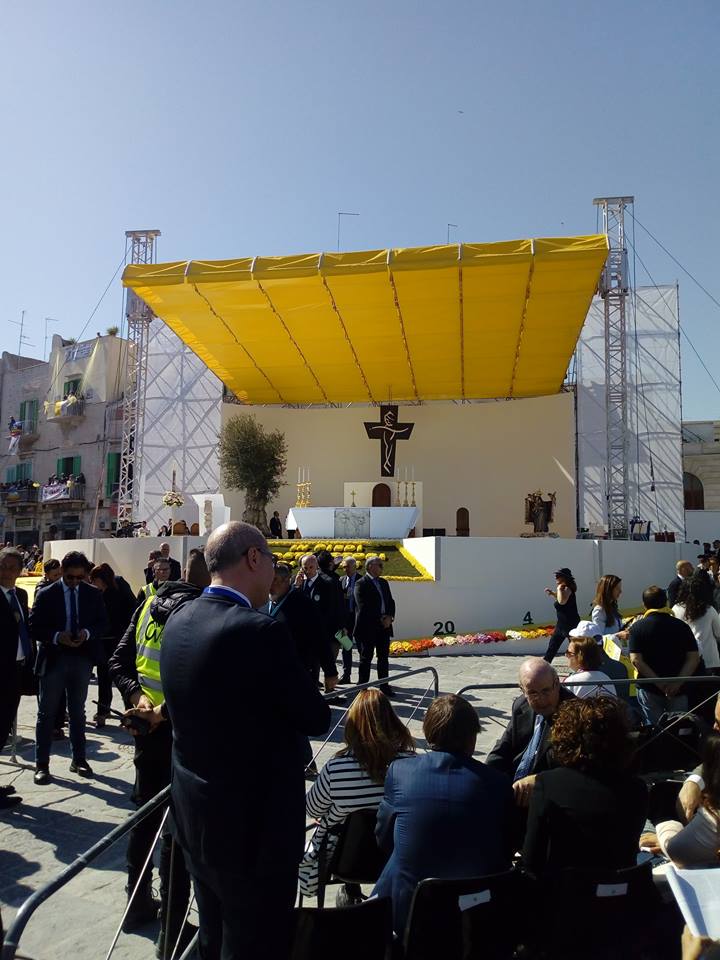 APPROVATI GLI INTERVENTI PER RICORDARE LA VISITA DI PAPA FRANCESCO A MOLFETTA