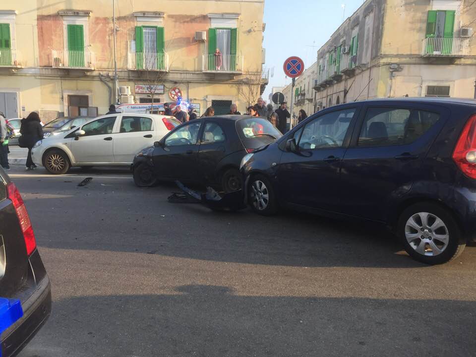 DOPPIO INCIDENTE A CORSO FORNARI