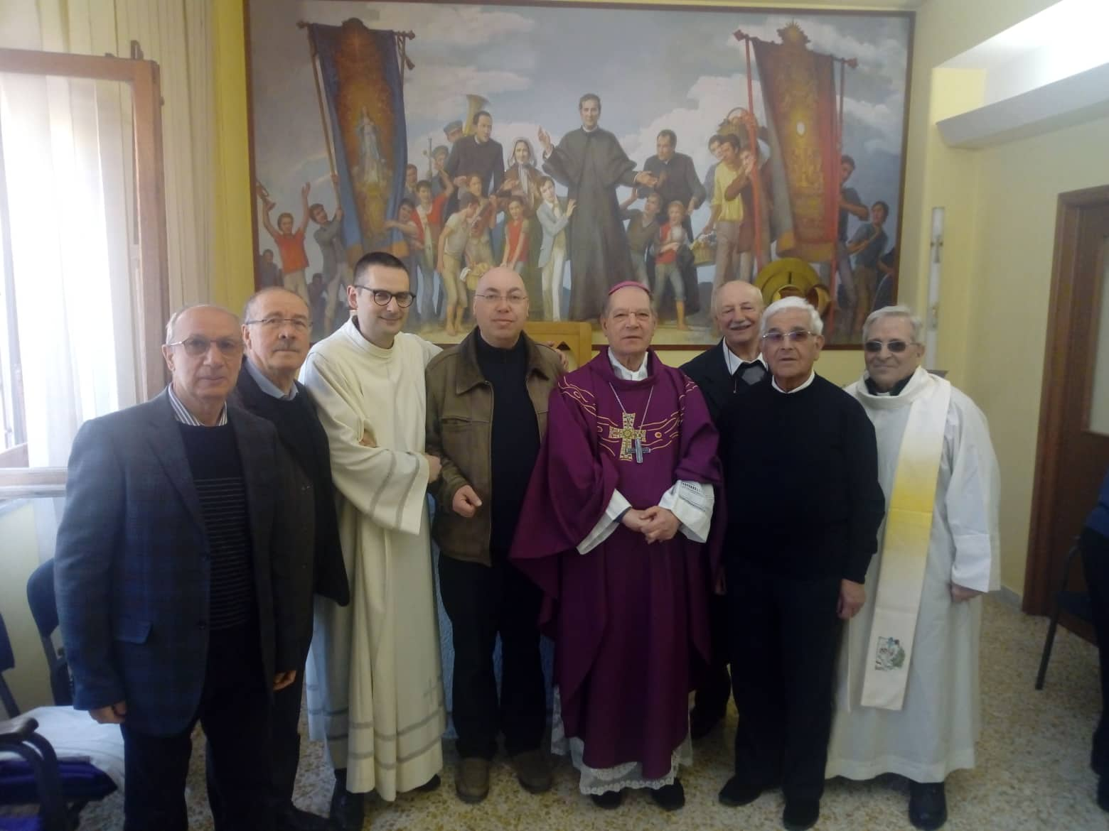 DON PIERO D'ANGIULLI HA FESTEGGIATO A MOLFETTA I SUOI 50 ANNI DI SACERDOZIO