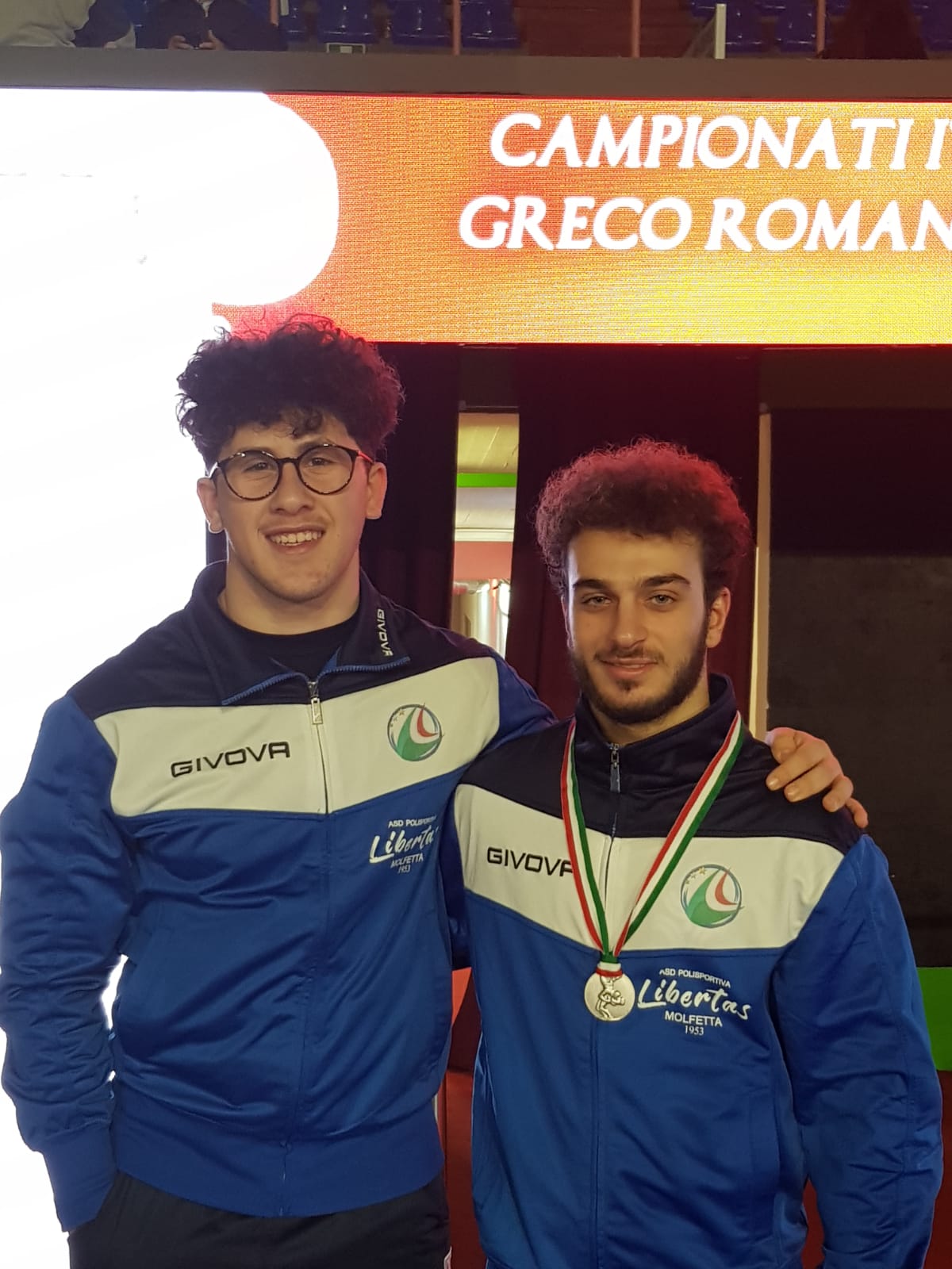 AI CAMPIONATI ITALIANI ASSOLUTI DI LOTTA BRILLA LARGENTO DI ILARIO SAMARELLI DELLA POLISPORTIVA LIBERTAS MOLFETTA