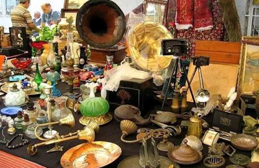 SABATO 8 E DOMENICA 9 OTTOBRE NELLA VILLA COMUNALE ANTIQUARIANDO