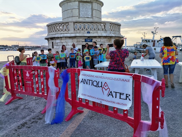 GRANDE PARTECIPAZIONE DI BAMBINI AI LABORATORI ITINERANTI DELLA TERZA EDIZIONE DI OLTRE LA STORIA  MOLFETTA CITY LAB.