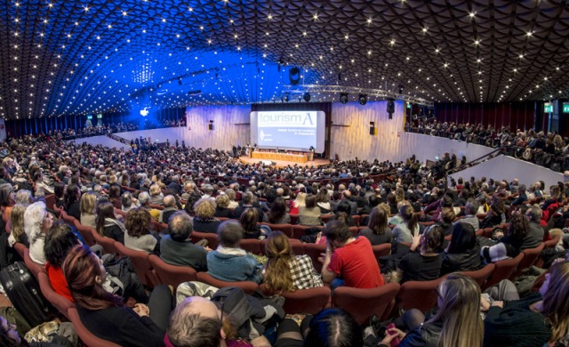 CI SAR ANCHE UNO STAND ESPOSITIVO DEL COMUNE DI MOLFETTA ALLINIZIATIVA TOURISMA 2021 ORGANIZZATA DALLA SOC. ARCHEOLOGIA VIVA CON IL PATROCINIO DEL MINISTERO DELLA CULTURA