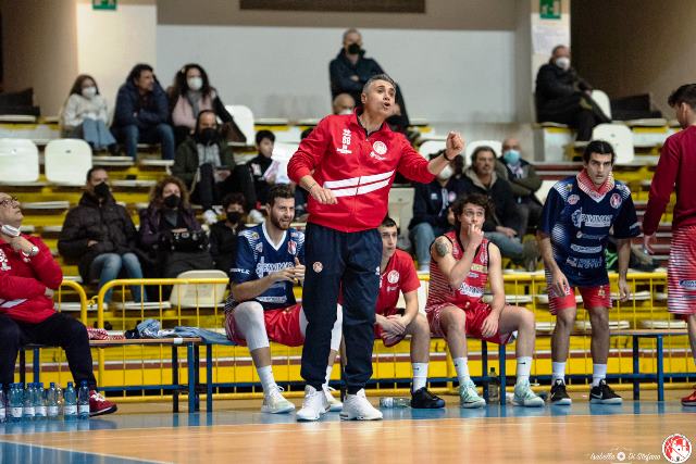 SI DIVIDONO LE STRADE DI COACH GIOVANNI GESMUNDO E LA PAVIMARO PALLACANESTRO MOLFETTA