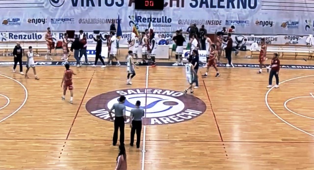 SI CHIUDE CON UNA SCONFITTA A SALERNO LA SECONDA STAGIONE IN SERIE B PER LA PAVIMARO PALLACANESTRO MOLFETTA