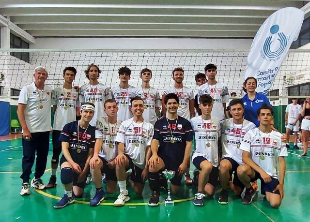 LA PALLAVOLO MOLFETTA SI AGGIUDICA IL TROFEO JUNIOR 3^ DIVISIONE MASCHILE BATTENDO IN FINALE LA VOLLEY BITONTO