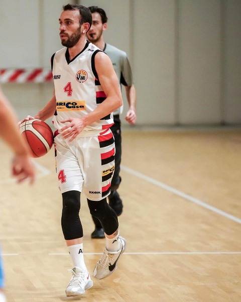 IL PLAYMAKER MARCELLO LOPRIENO  IL NUOVO ACQUISTO DELLA PAVIMARO PALLACANESTRO MOLFETTA