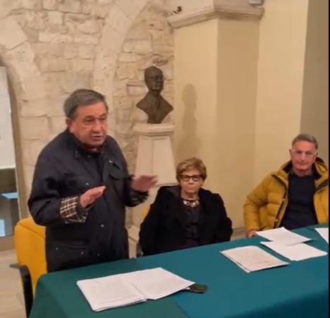 APPELLO DELLEX SENATORE AZZOLLINI: PER LA GRAVIT DELLA SITUAZIONE FORZE POLITICHE COMPATTE NEL SOLO INTERESSE DELLA CITT... ALTRIMENTI SAR TROPPO TARDI