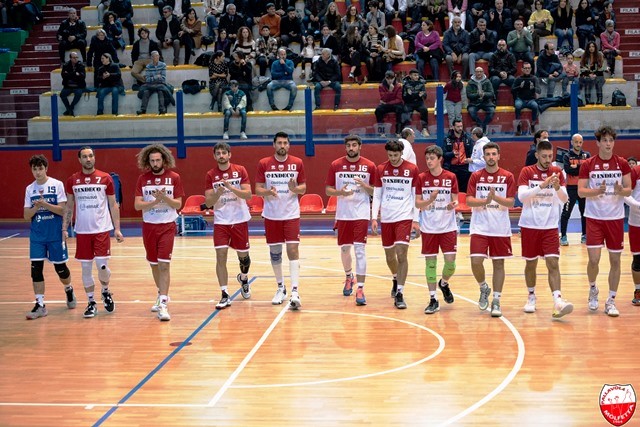 SABATO 7 GENNAIO RIPRENDE IL CAMPIONATO DI PALLAVOLO DI SERIE B. LINDECO MOLFETTA INIZIA IN TRASFERTA IL 2023 CONTRO IL CASTELFERRETTI