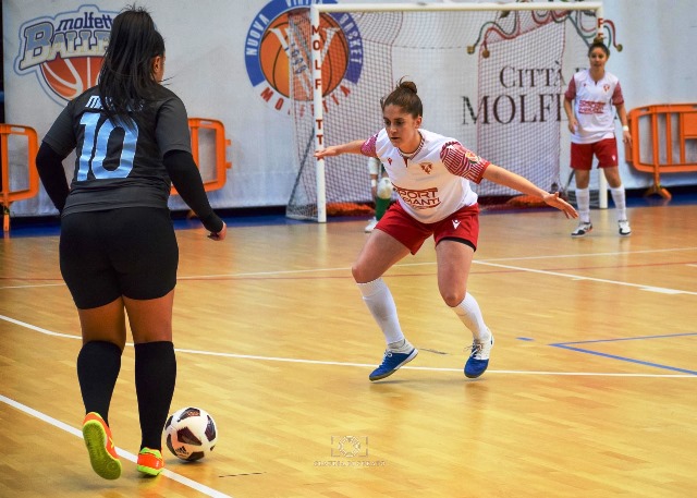 FEMMINILE MOLFETTA SFIDA LAUDACE VERONA NELLA SETTIMA GIORNATA DI RITORNO DEL CAMPIONATO DI SERIE A DI CALCIO A5