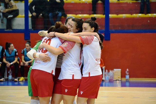 GRANDE PRESTAZIONE DELLA FEMMINILE MOLFETTA CHE AL PALAPOLI STENDE LAUDACE VERONA