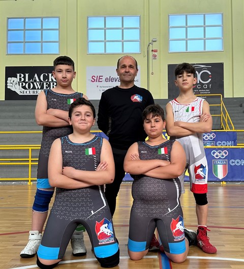 IL TEAM PALOMBA FRANCESCO SI APPRESTA A PARTECIPARE AL CAMPIONATO ITALIANO UNDER 15 DI LOTTA LIBERA